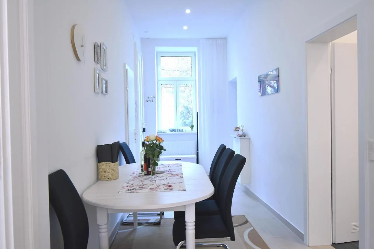 Apartamento Cosy 3 Room Viennese Flat - 10Min To City Center