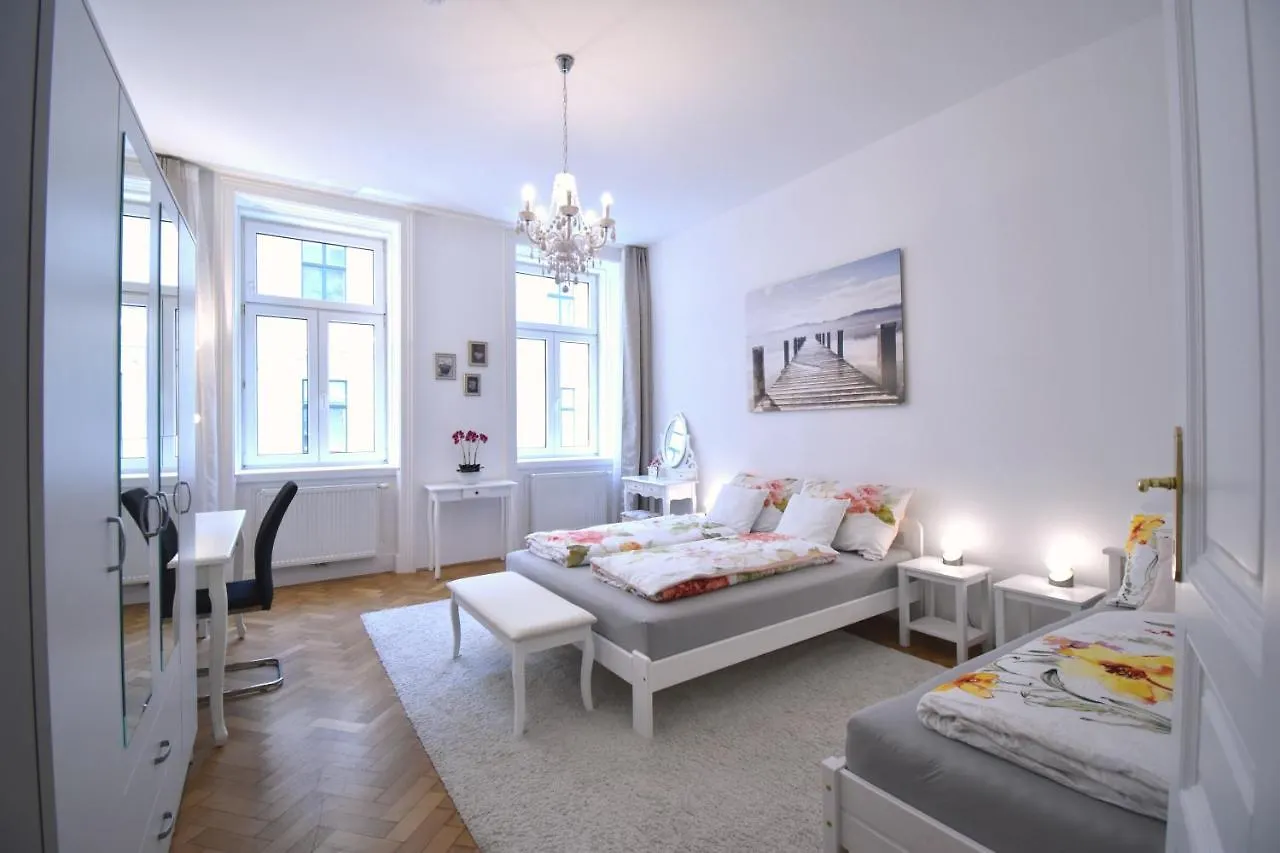 Cosy 3 Room Viennese Flat - 10Min To City Center