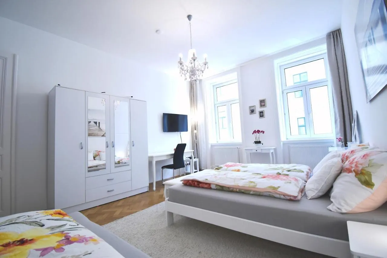 Cosy 3 Room Viennese Flat - 10Min To City Center Austria